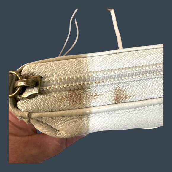 The Sak White Leather Crossbody Wallet Organizer Purse Adjustable Strap READ - Picture 3 of 11